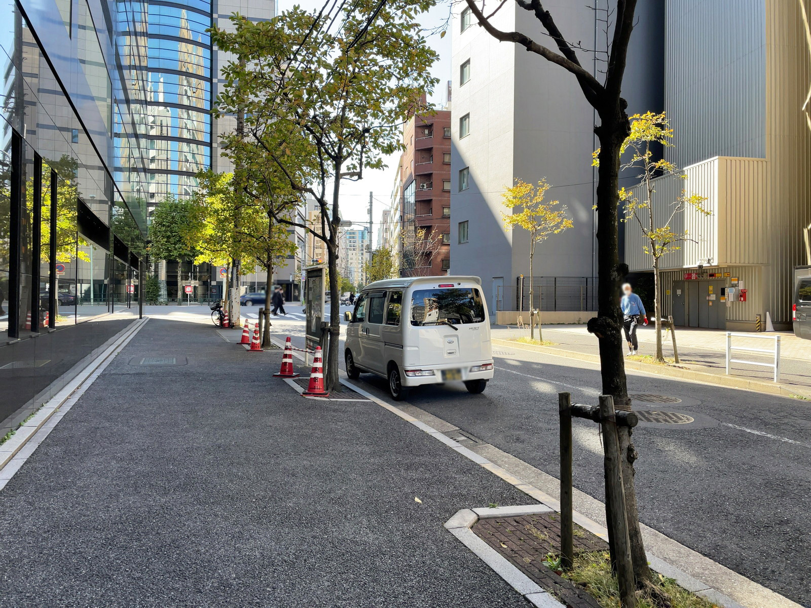 ACN茅場町ビル前面の通り