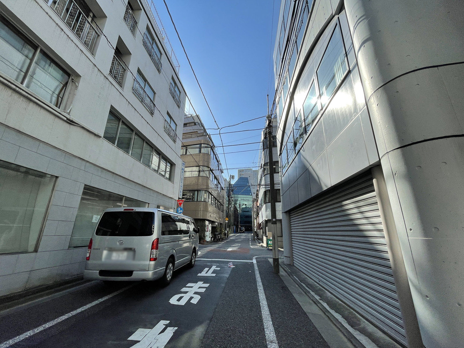 富士見ビル前面の通り