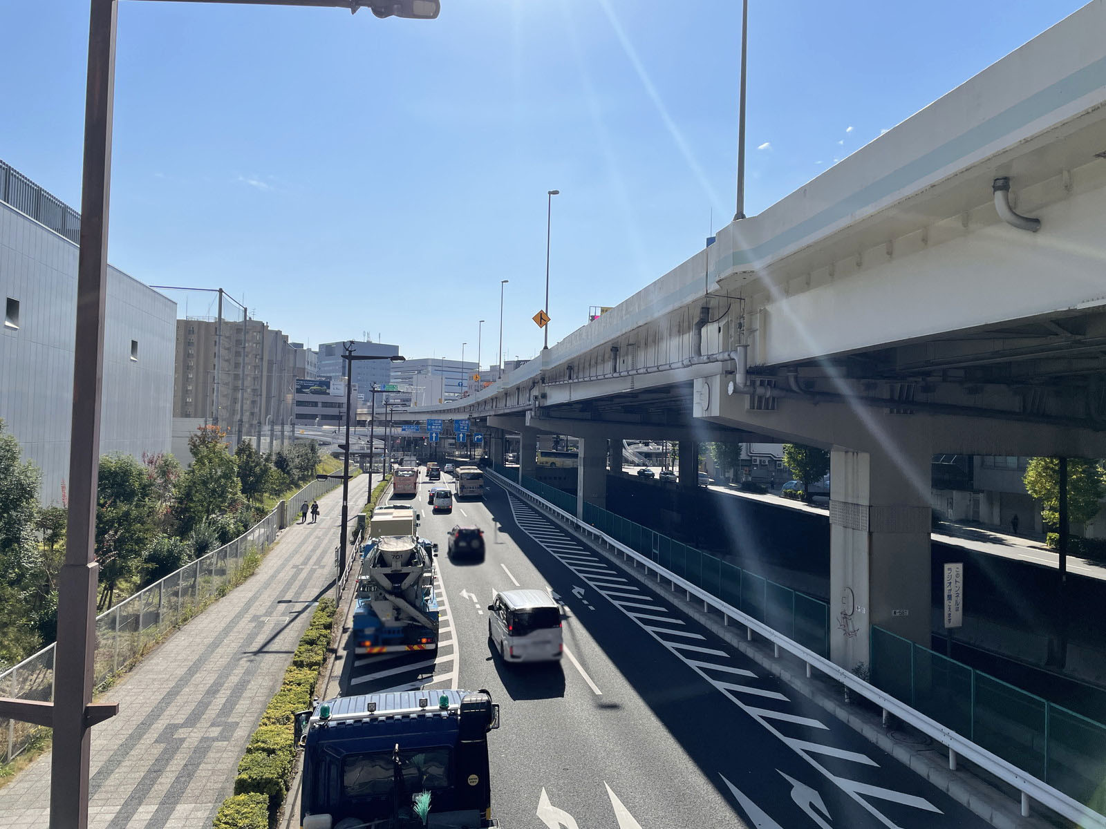 横濱ゲートタワー前面の通り