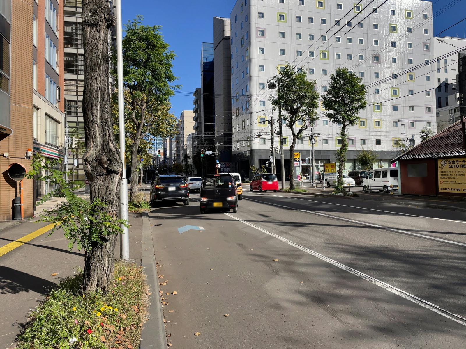 サンケン札幌ビル前面の通り