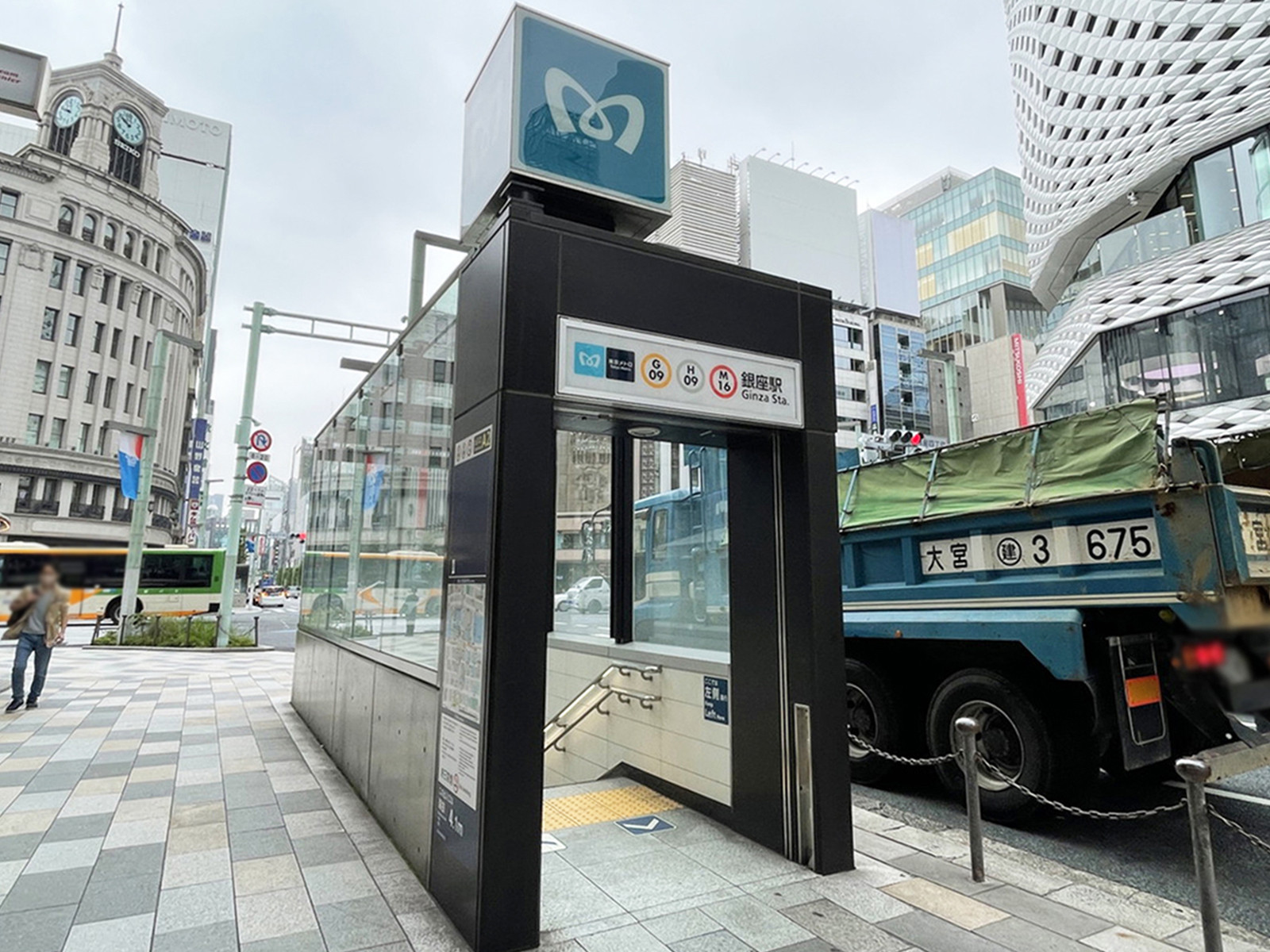 最寄りの「銀座駅」