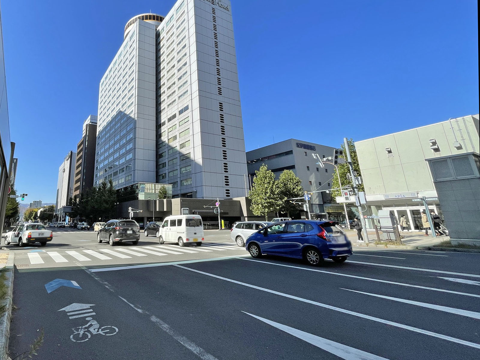 読売北海道ビル前面の通り