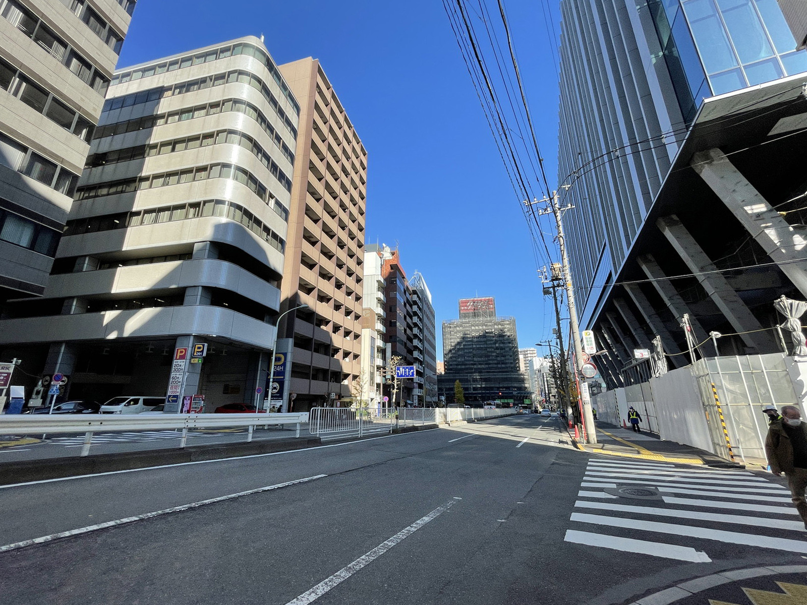 五反田佑気ビル前面の通り
