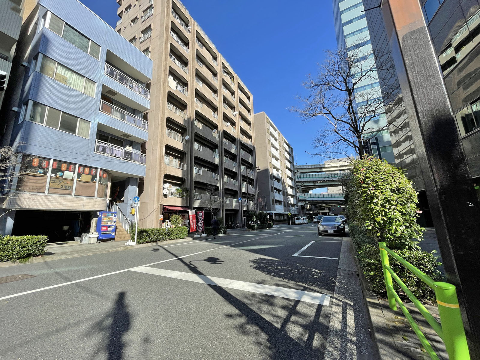 ITOビル前面の通り