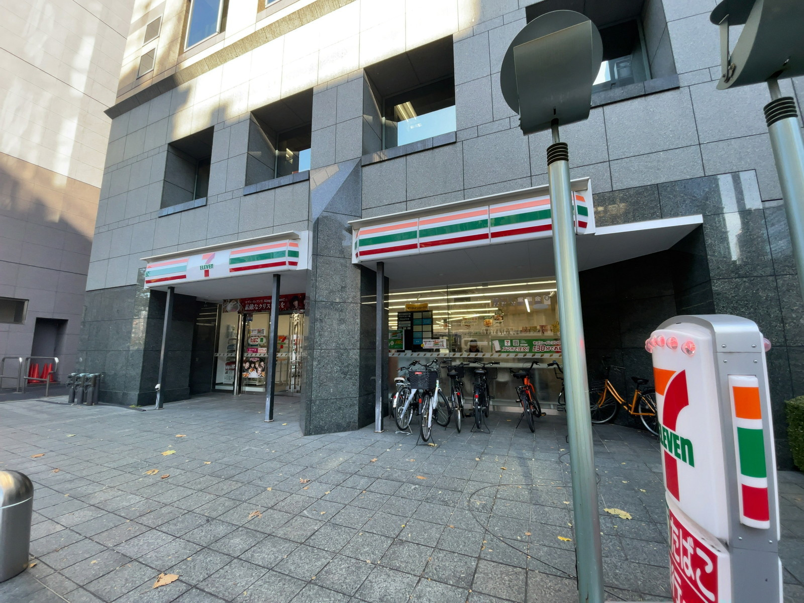 徒歩1分のセブンイレブン 東神田2丁目店