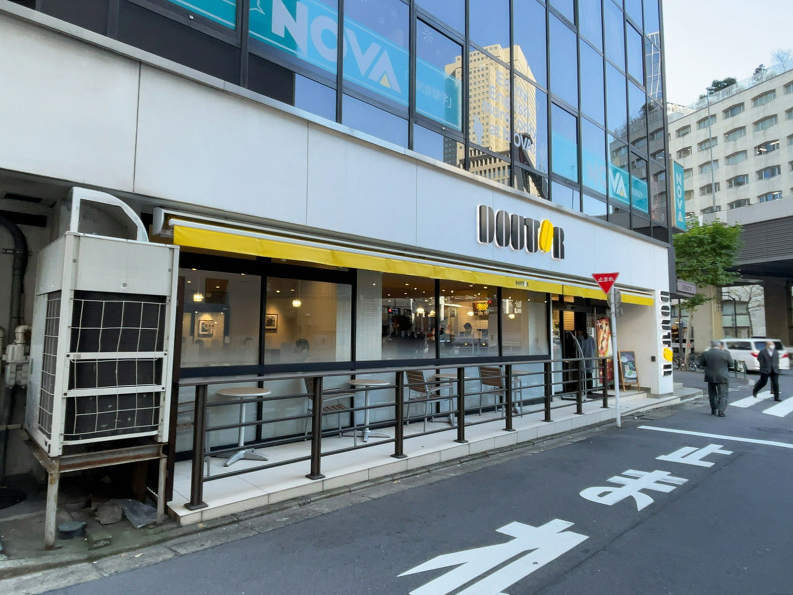 徒歩2分のドトールコーヒーショップ 溜池山王店