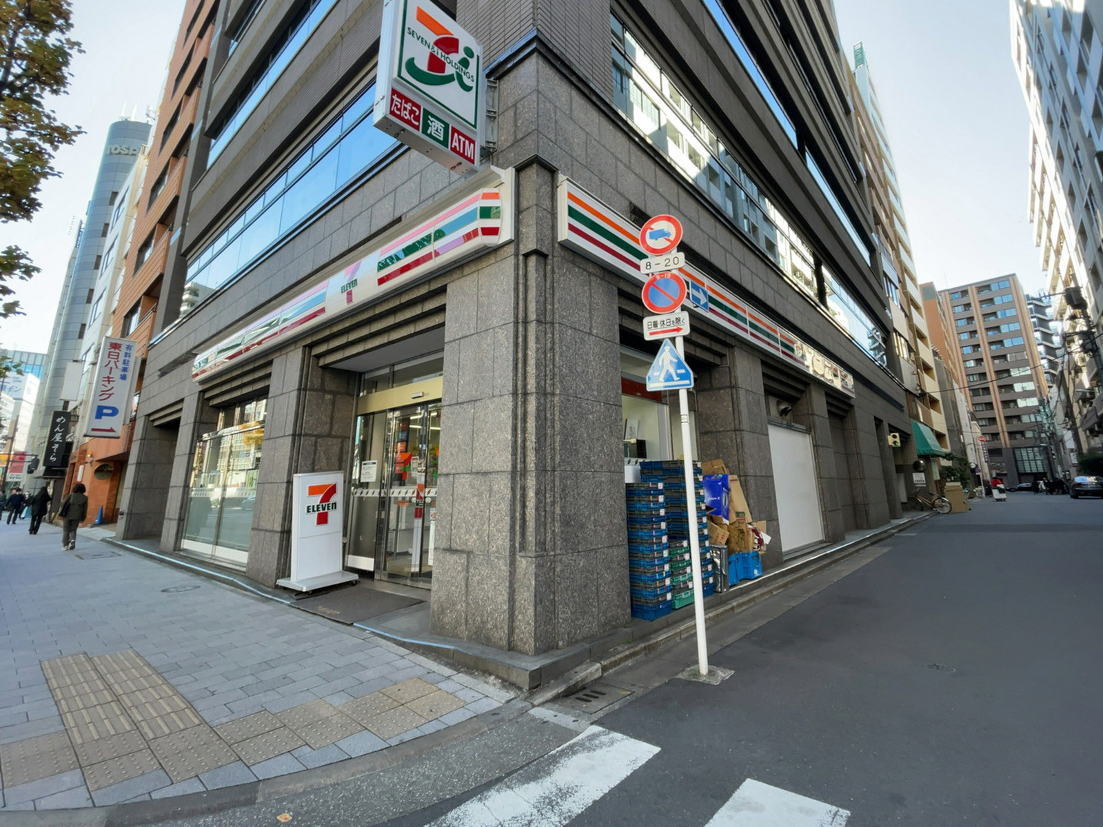 徒歩2分のセブンイレブン 馬喰横山駅前店