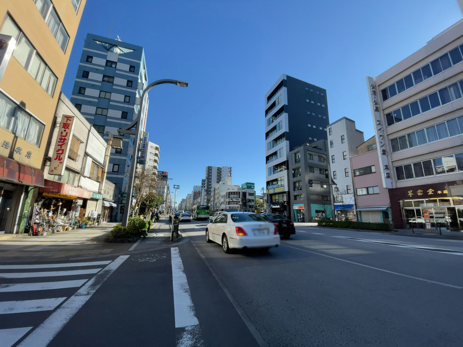 至近の浅草通り
