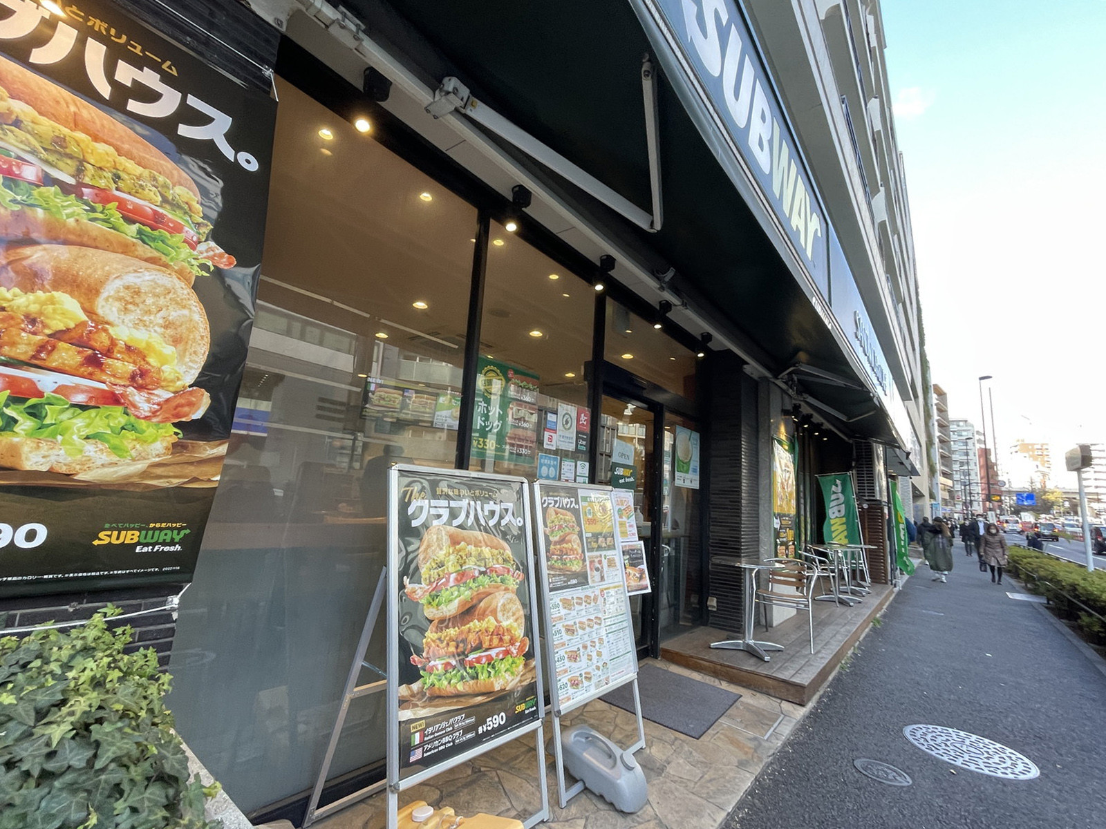 徒歩2分のサブウェイ北参道駅前店
