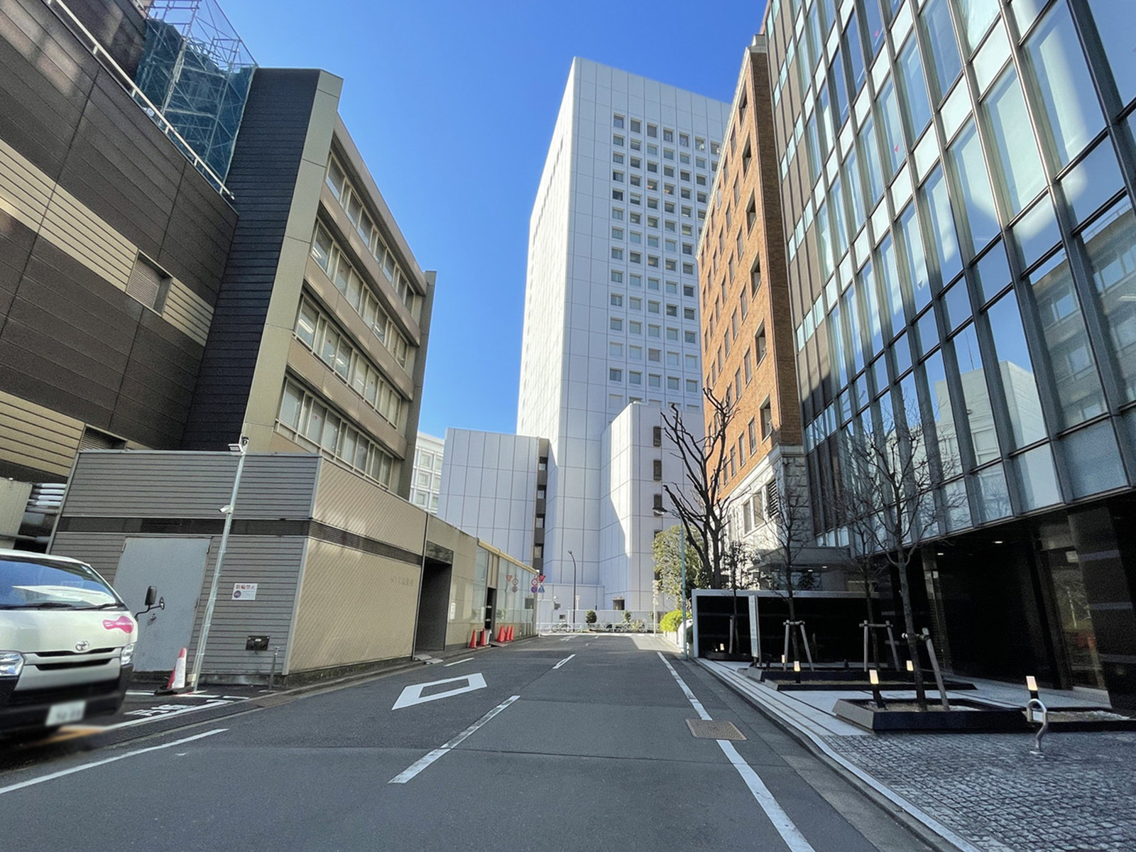 ラウンドクロス渋谷前面の通り