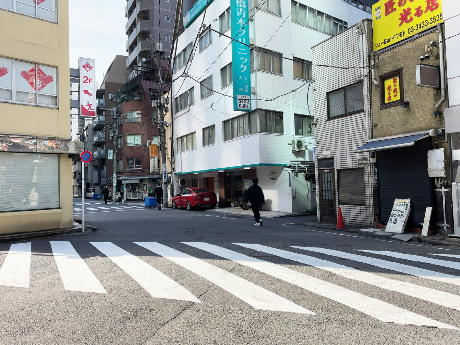 菊ビル前面の通り