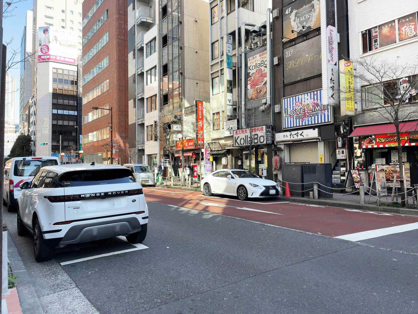 大村ビル前面の赤レンガ通り