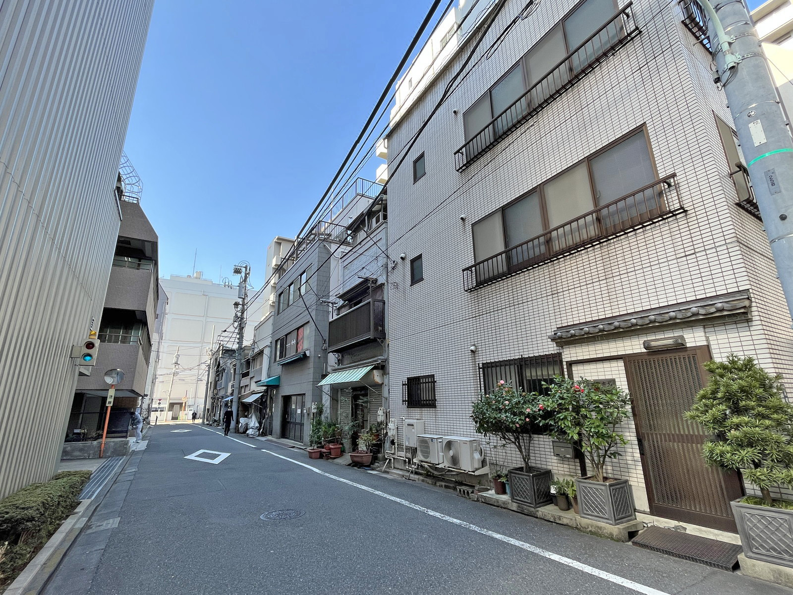 ⽩蔵ビル銀座EAST前面通り