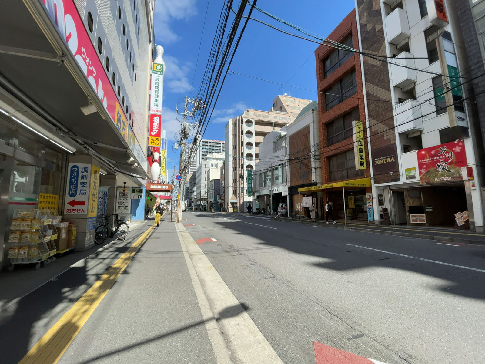 エフスペース八丁堀前面の通り