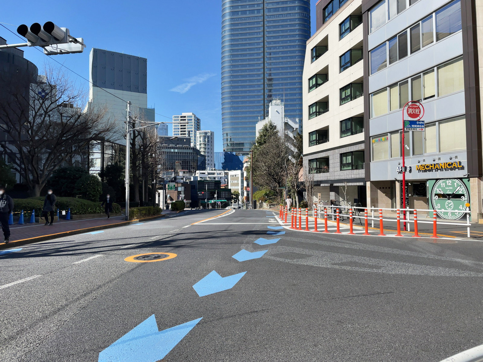 J.C.ビル前面の東京タワー通り