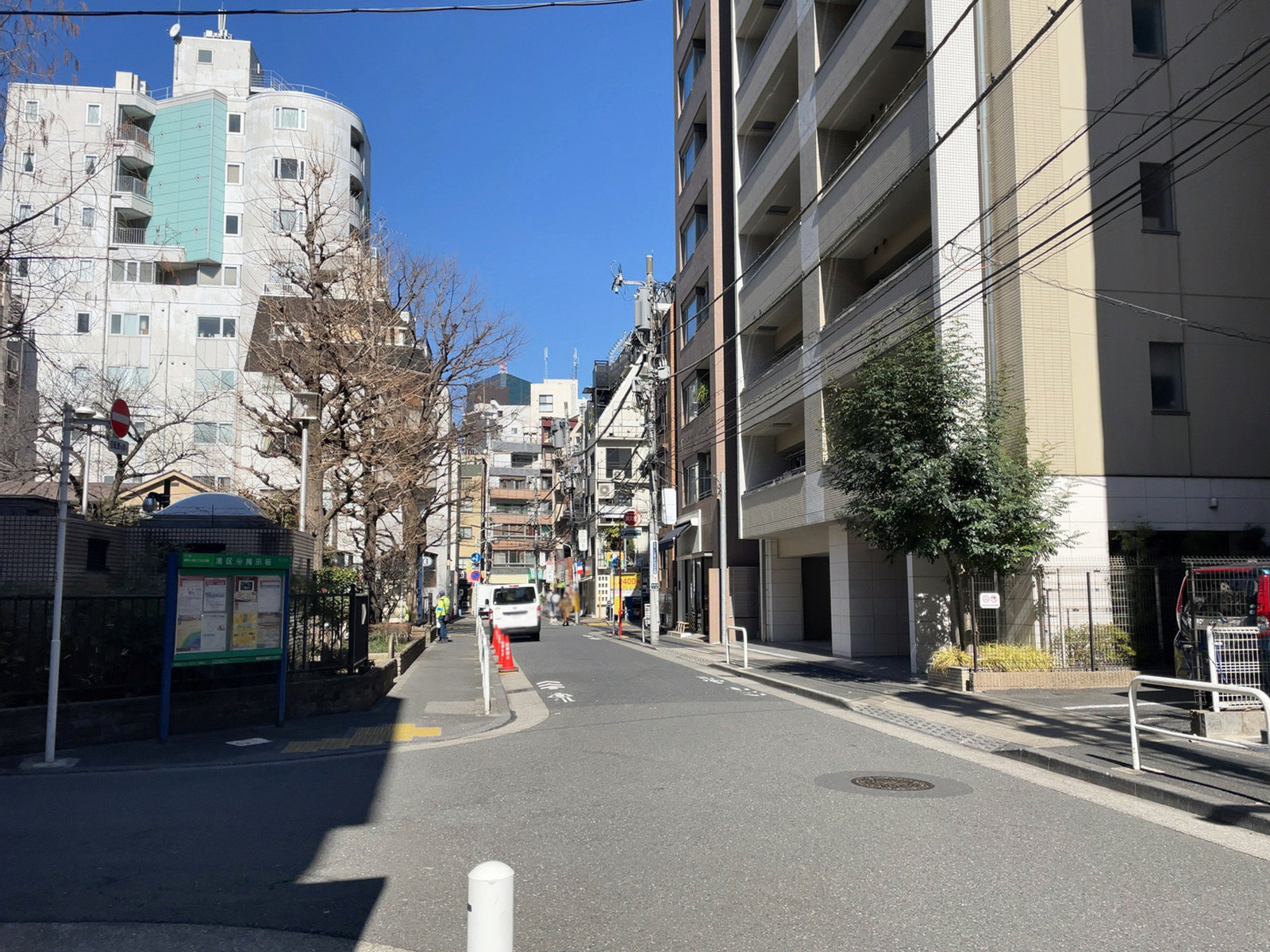ABAアサミビル前面の通り