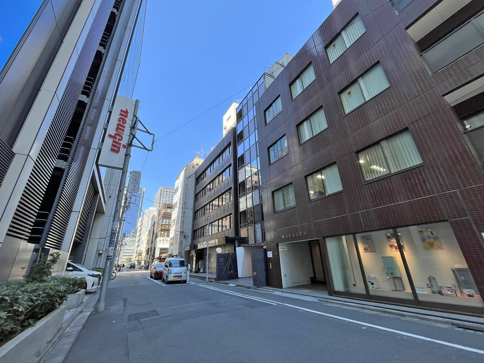 細山茅場町ビル前面通り
