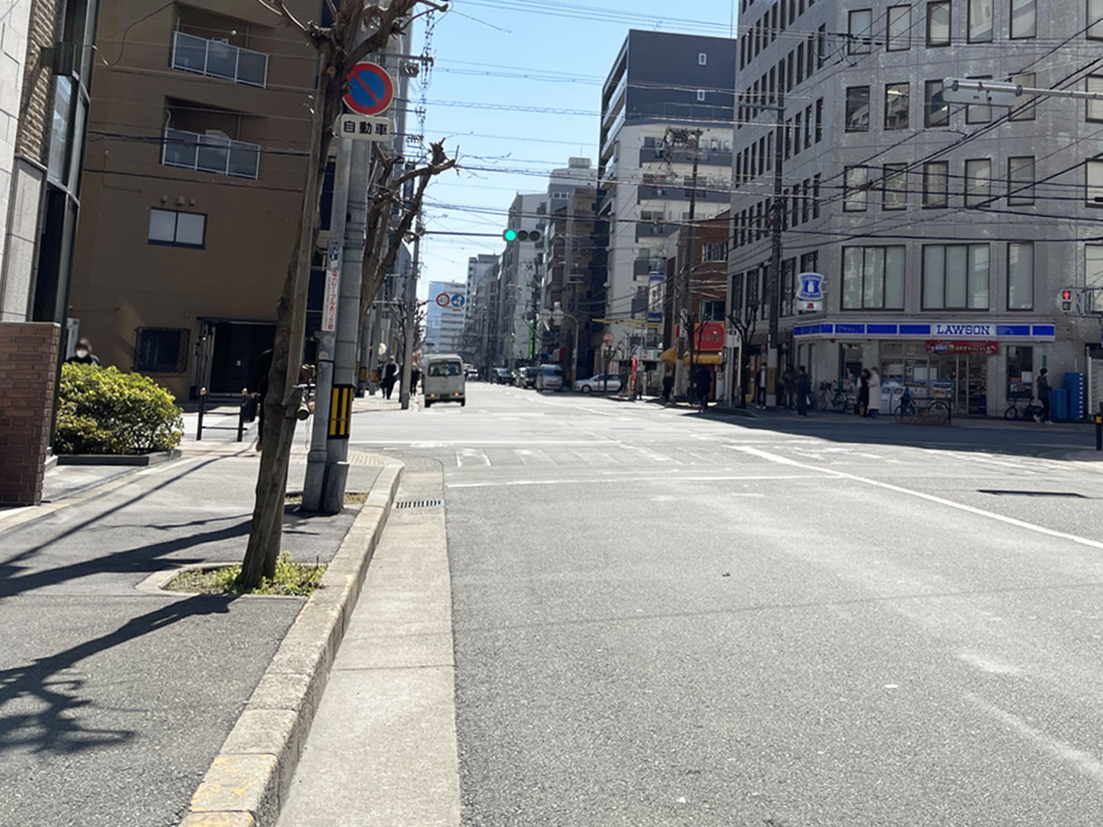 新大阪エクセルハイツ前面の通り