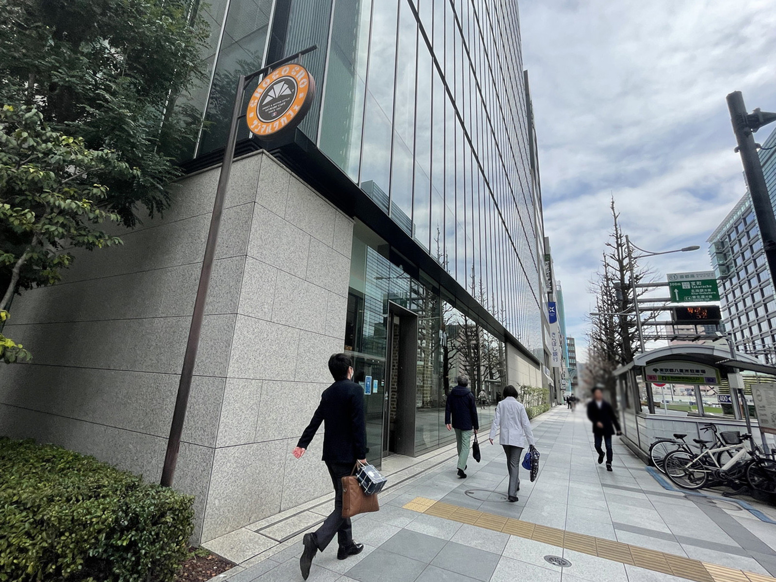 徒歩2分のサンマルクカフェ日本橋八重洲通り店