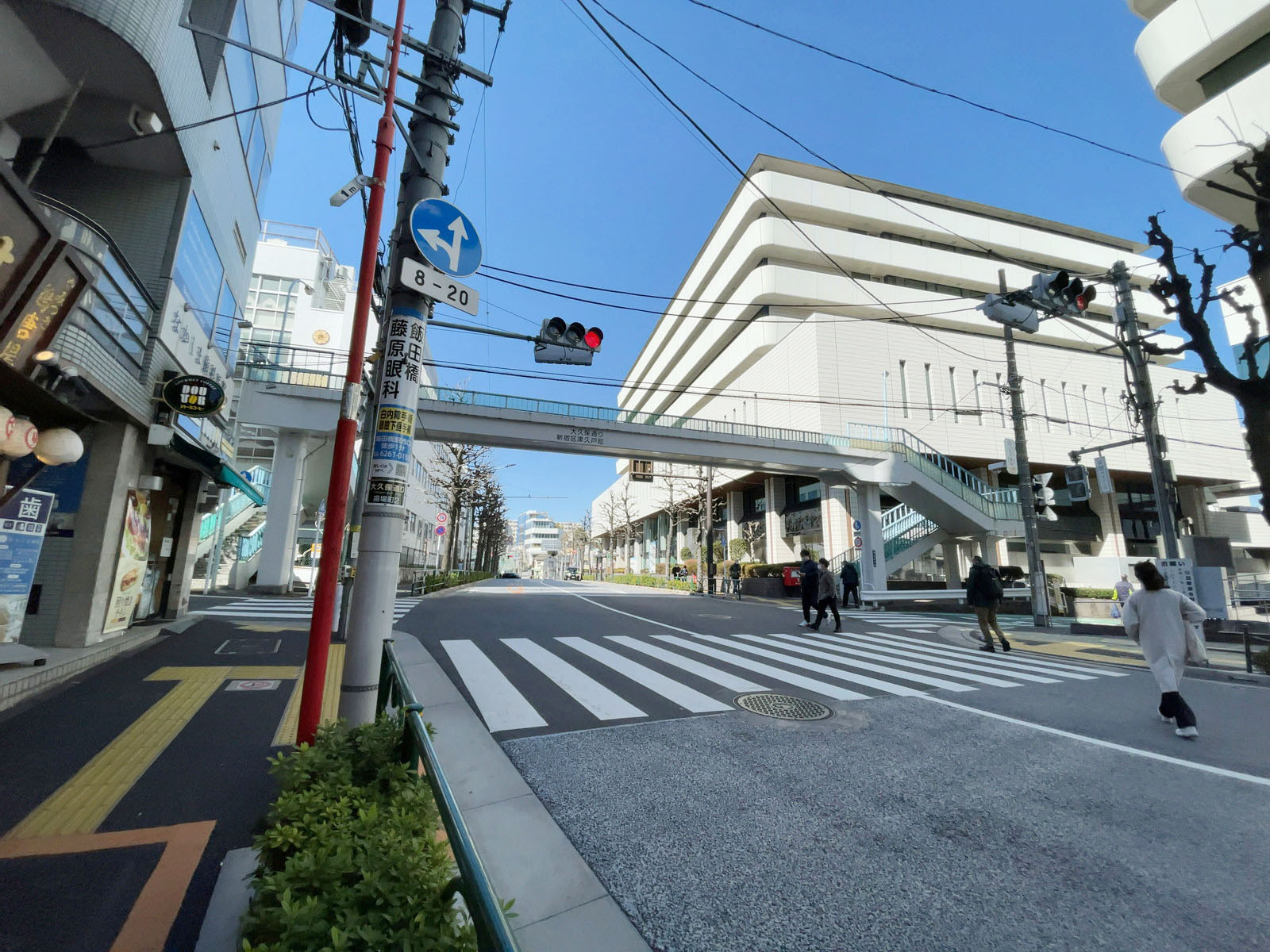 第2東文堂ビル前面の通り