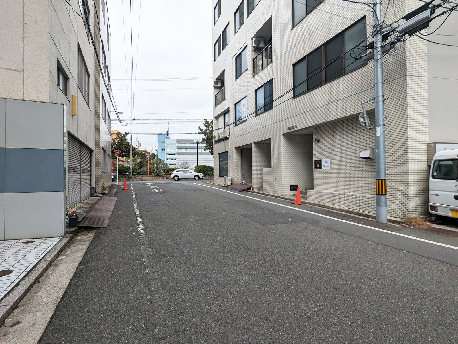 FAON京橋前面の通り