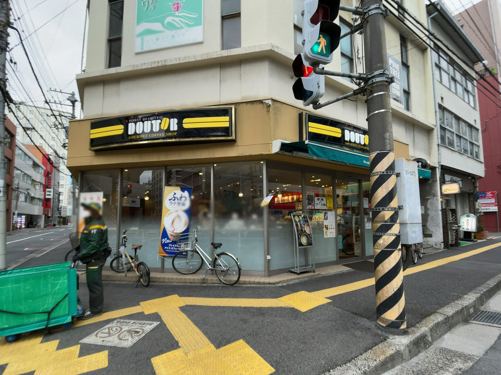 付近のドトールコーヒーショップ広島八丁堀京口門店