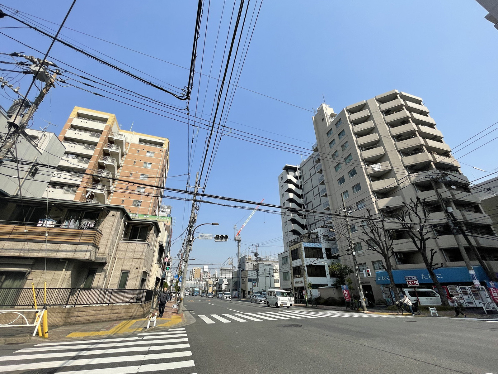 付近の三ツ目通り