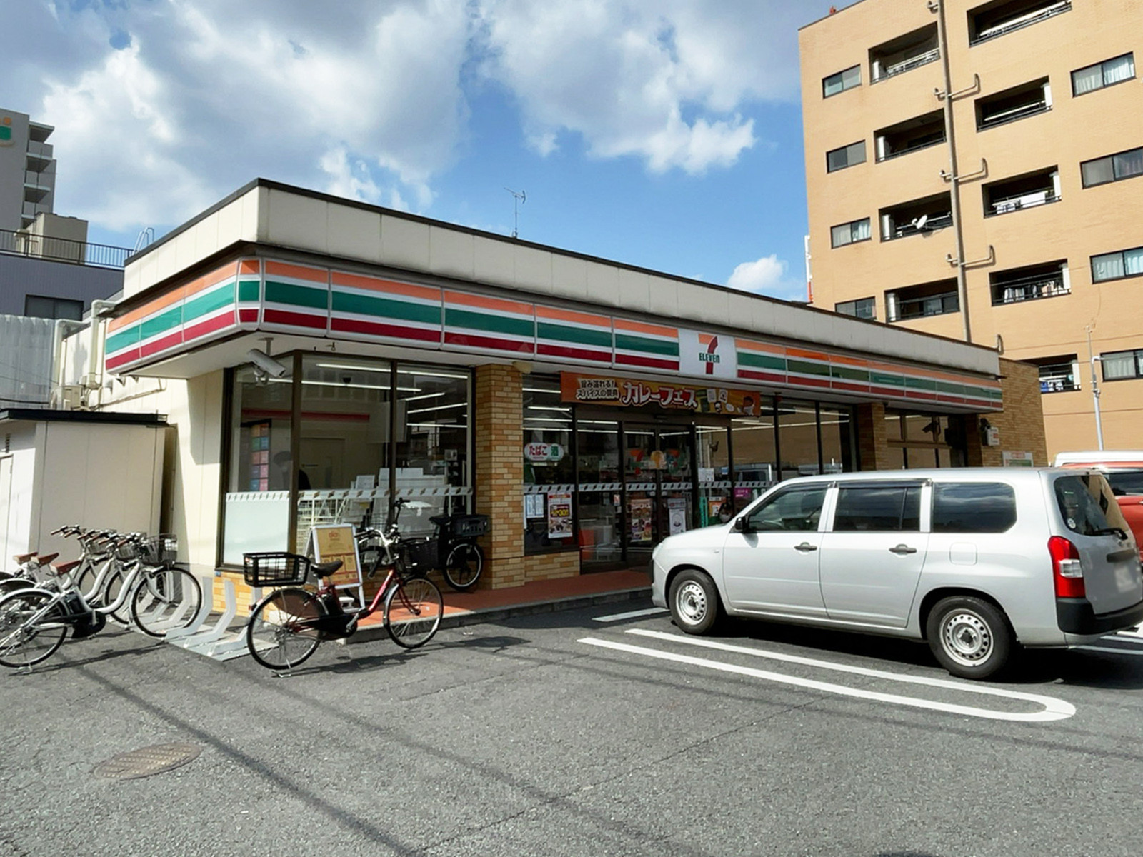 徒歩3分のセブンイレブン 台東石浜店
