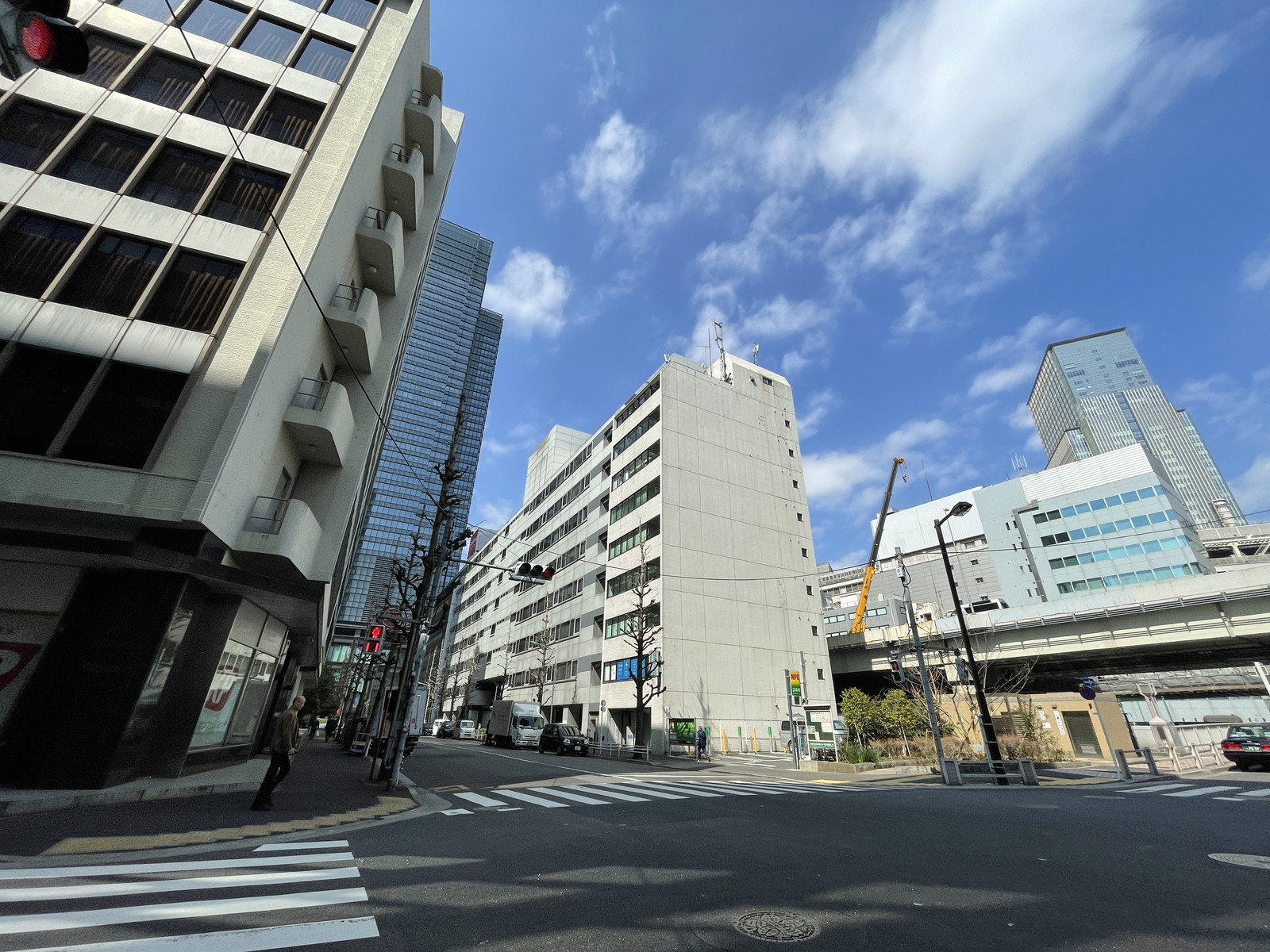日本橋ファーストビル前面の通り