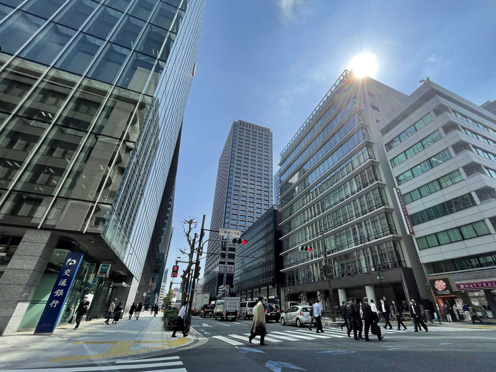 第二東洋ビル前面の通り