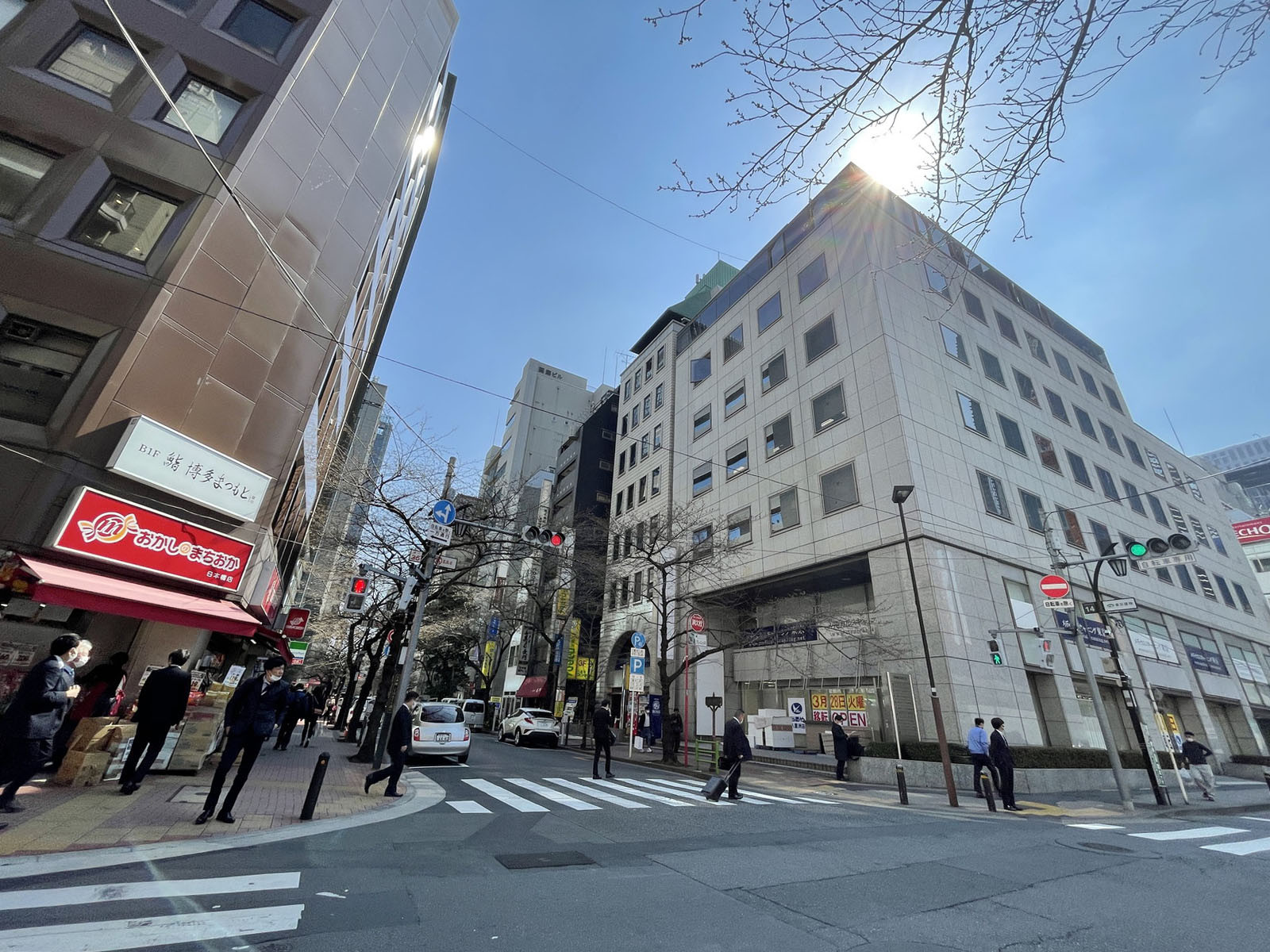 NTA日本橋ビル前面の通り