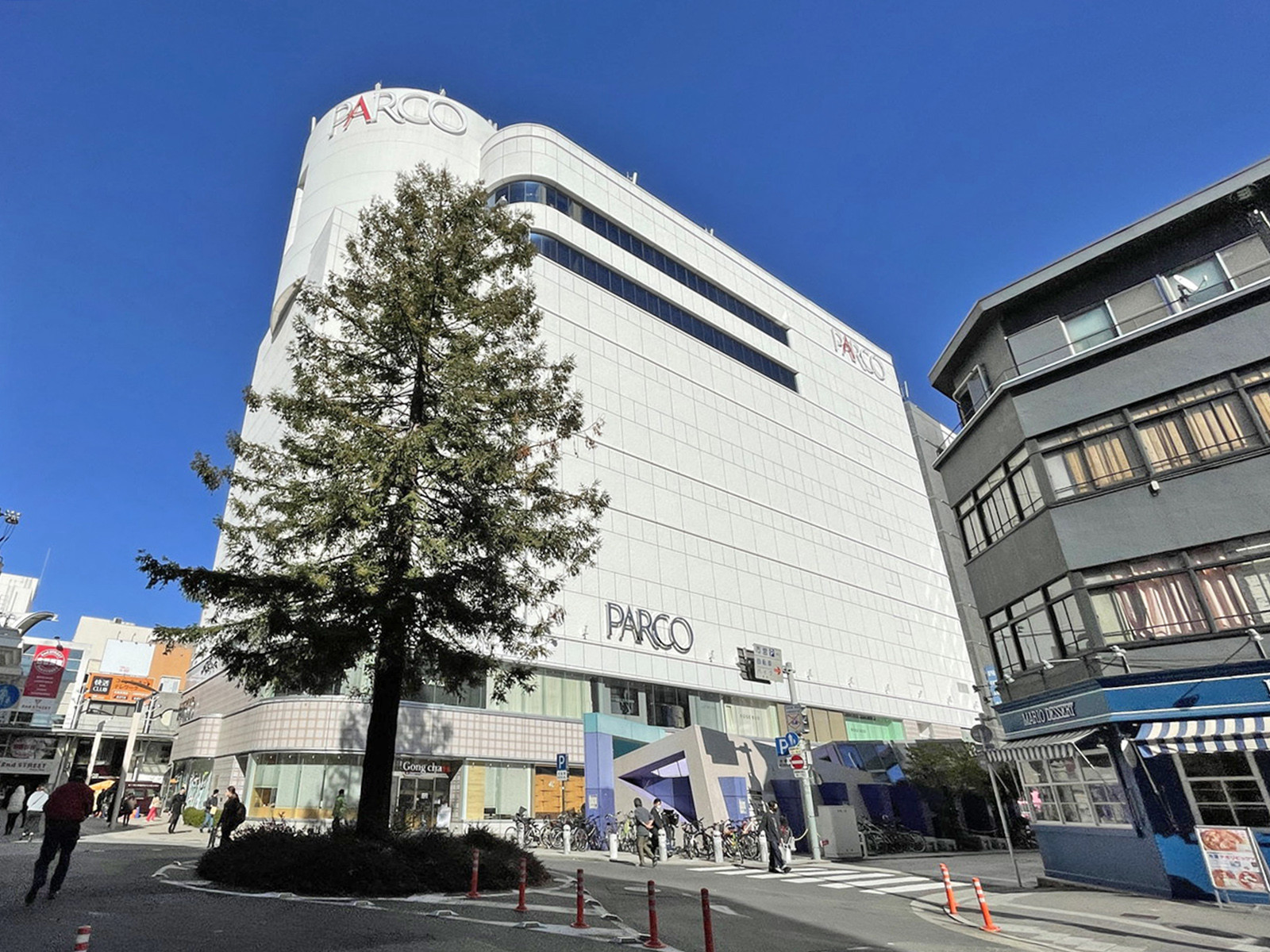徒歩1分の広島PARCO本館