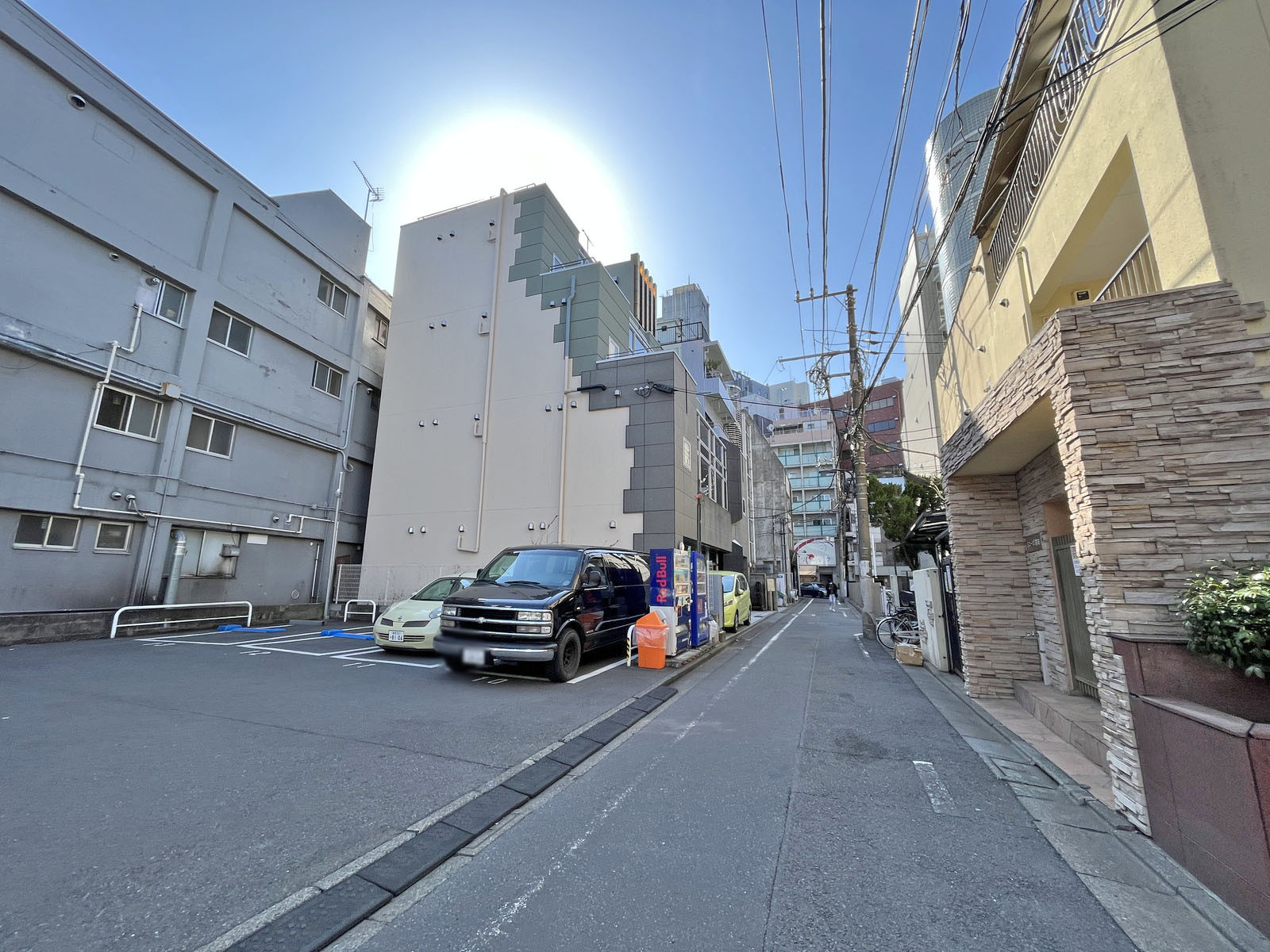 東宏ビル前面通り