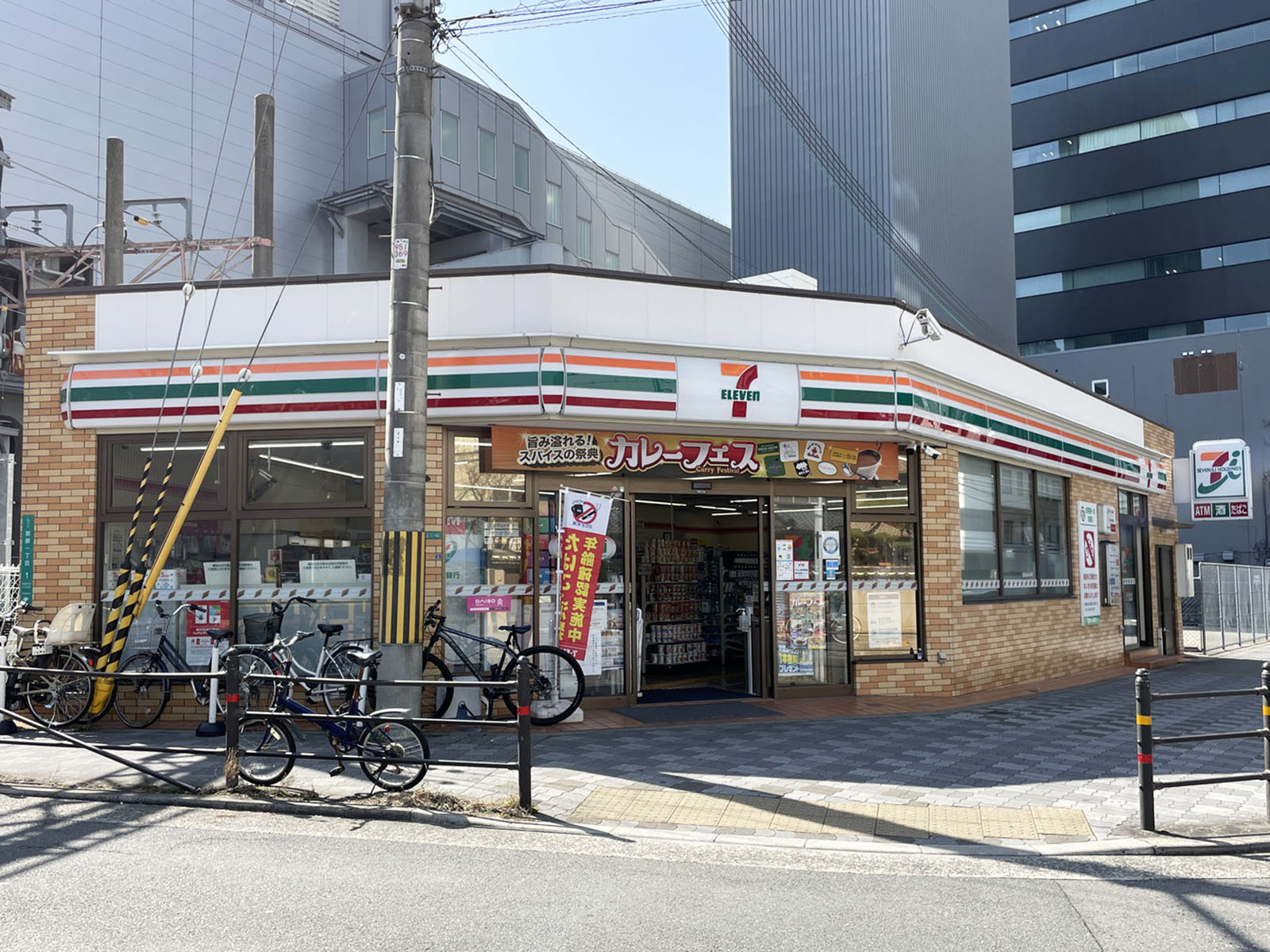 徒歩1分のセブンイレブン 大阪宮原1丁目店