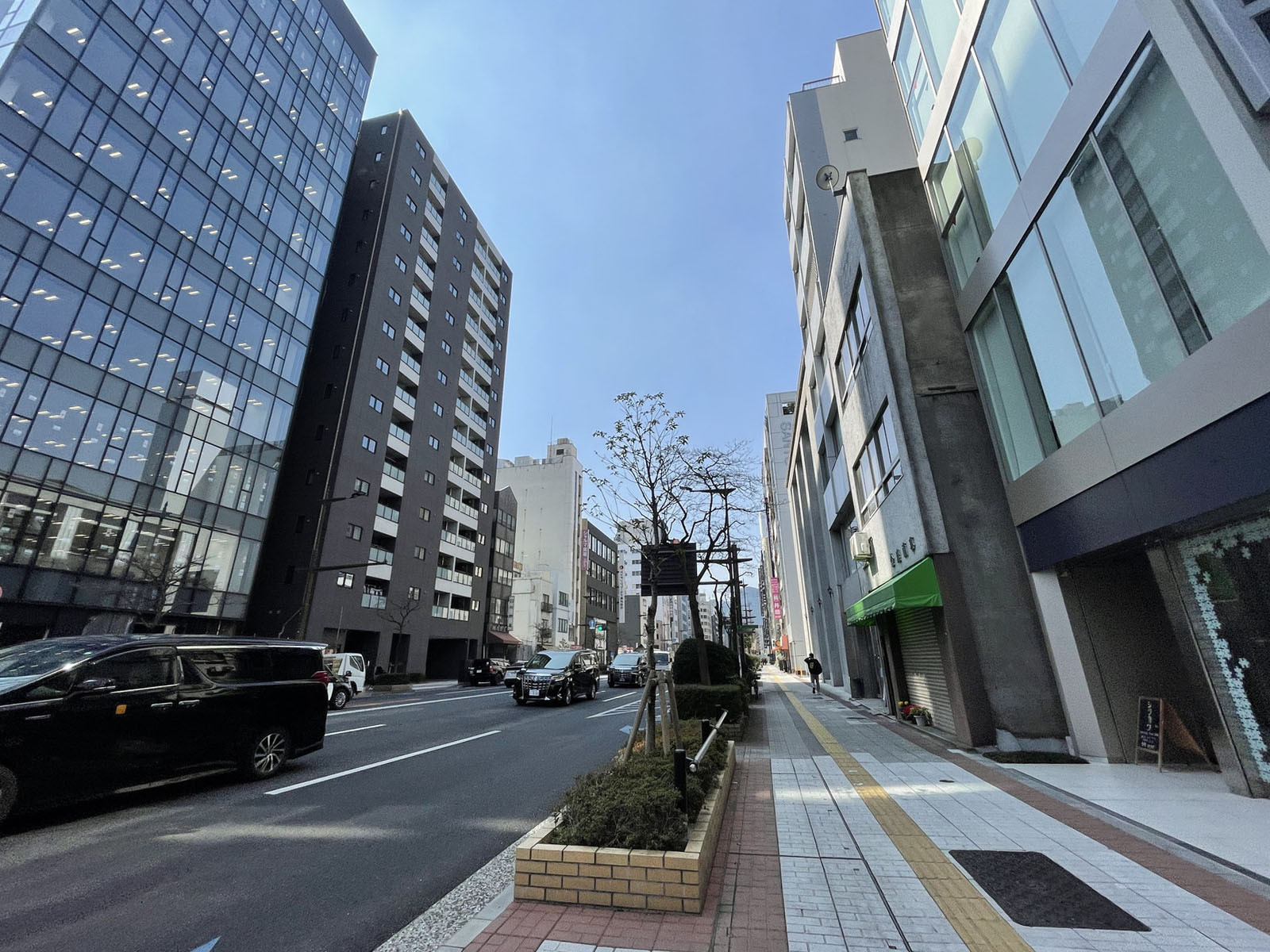 Daiwa日本橋馬喰町ビル前面の通り