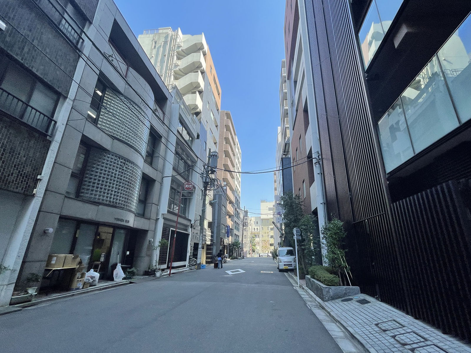 シーピーアイビル前面の通り