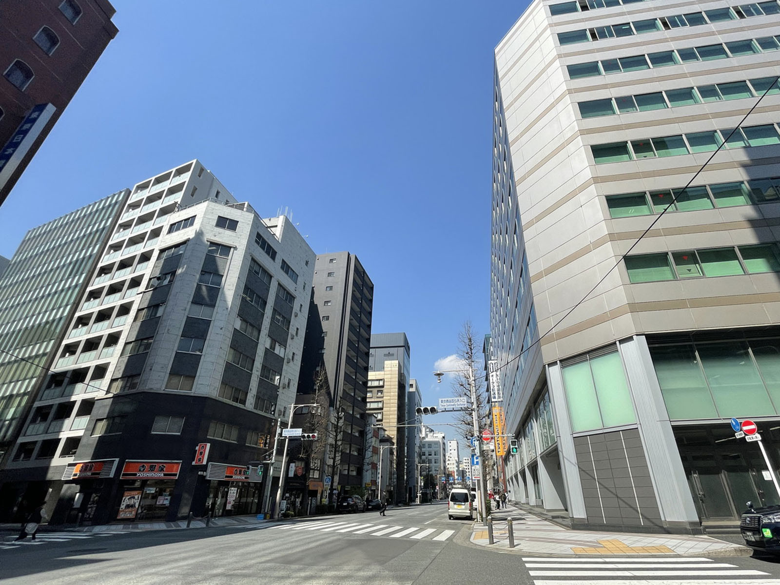 木下ビルディング前面の通り