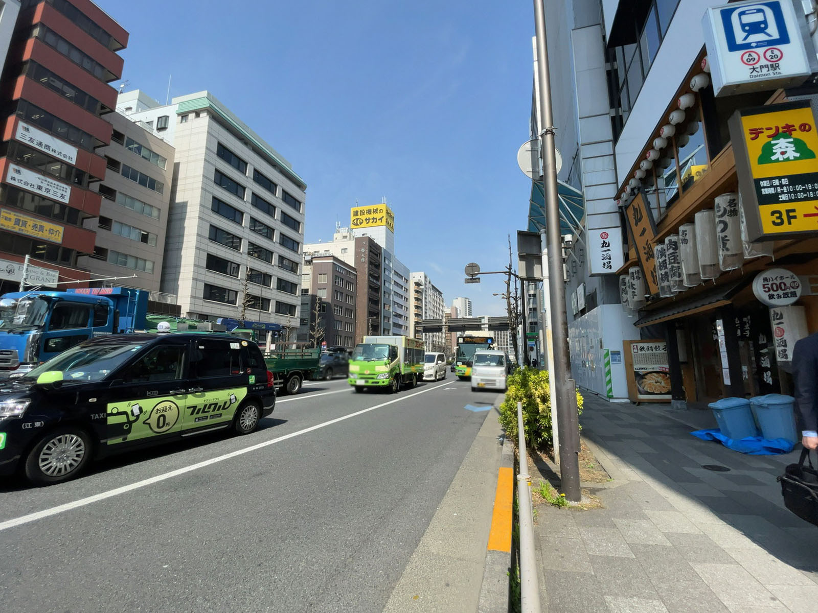 RBM浜松町ビル前面の通り