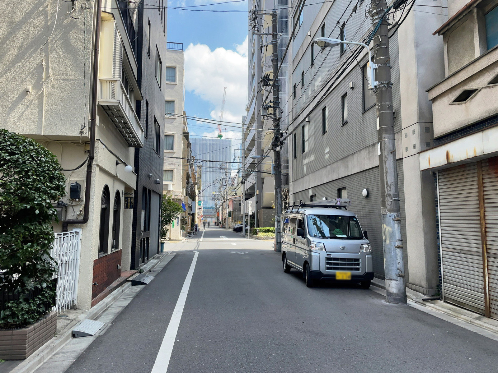 エイフ西浅草ビル前面の通り