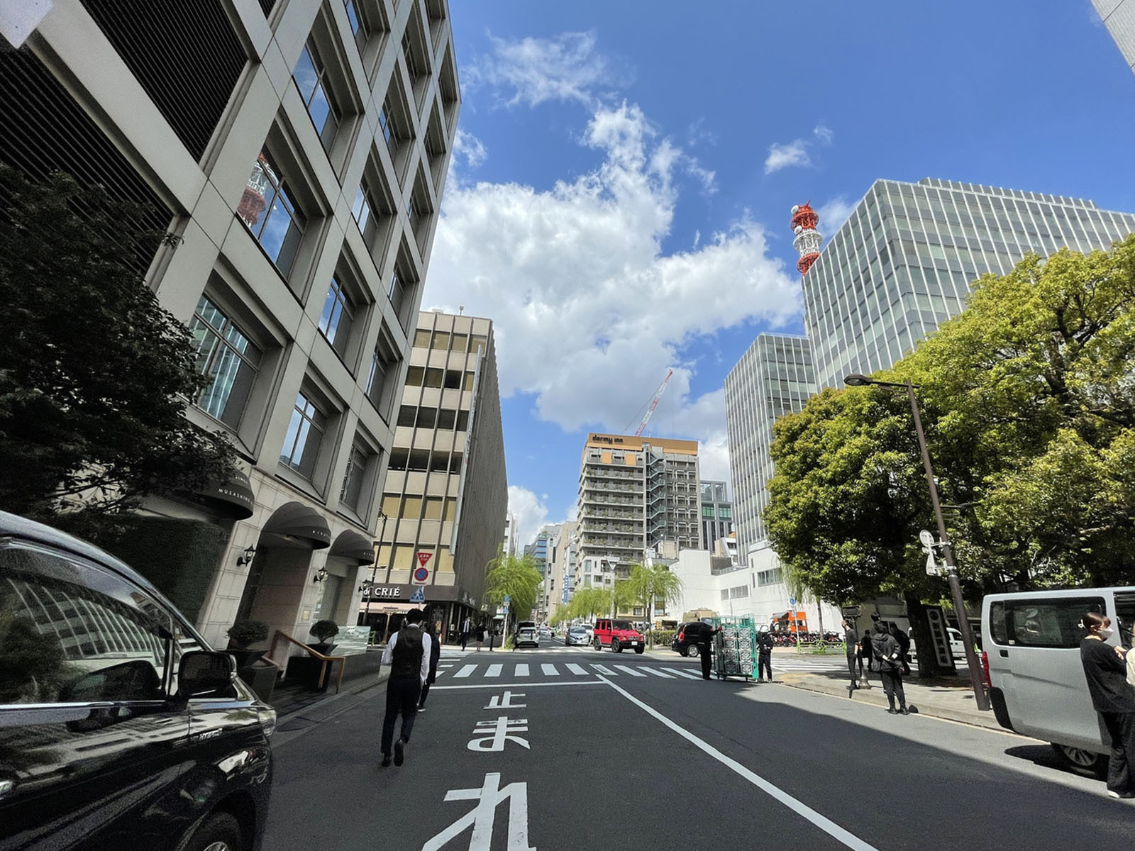 アーク銀座ビルディング前面の通り