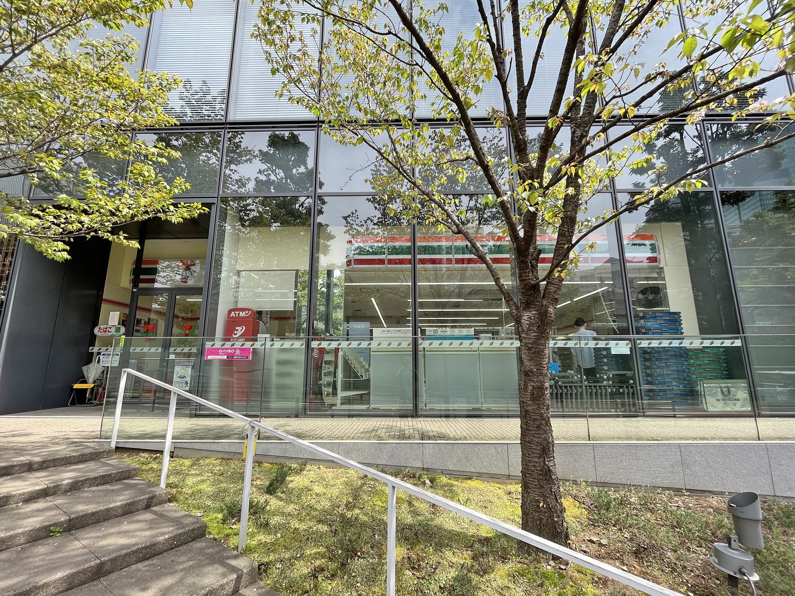 徒歩5分のセブンイレブン虎ノ門タワーズオフィス店