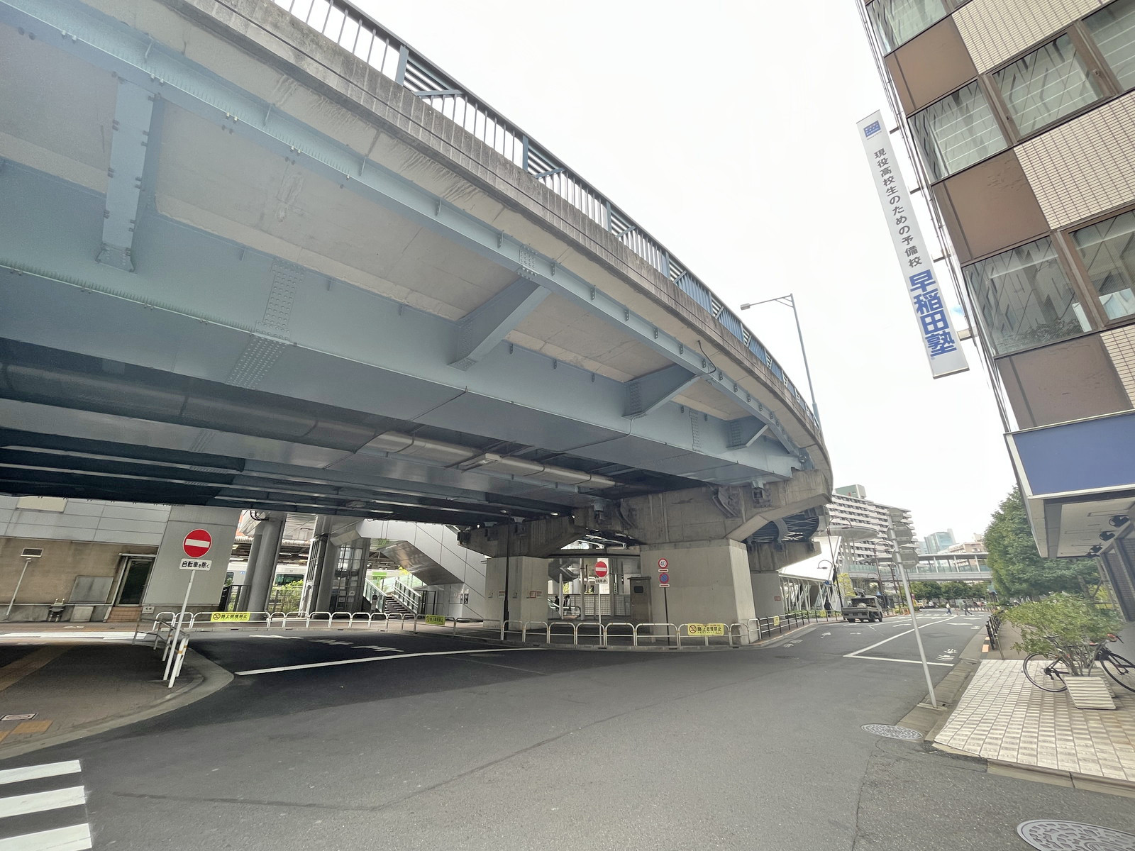 大崎センタービル前面通り
