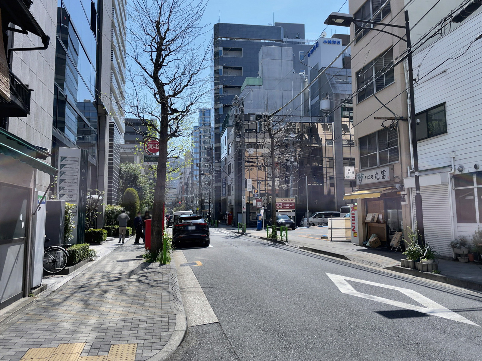 日本橋人形町プレイス前面の通り