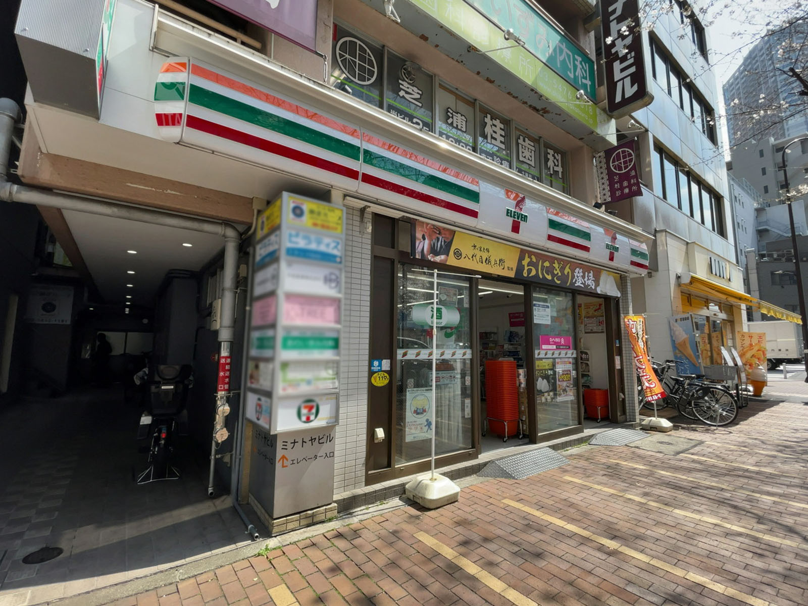 至近のセブンイレブン 港区芝浦3なぎさ通り店