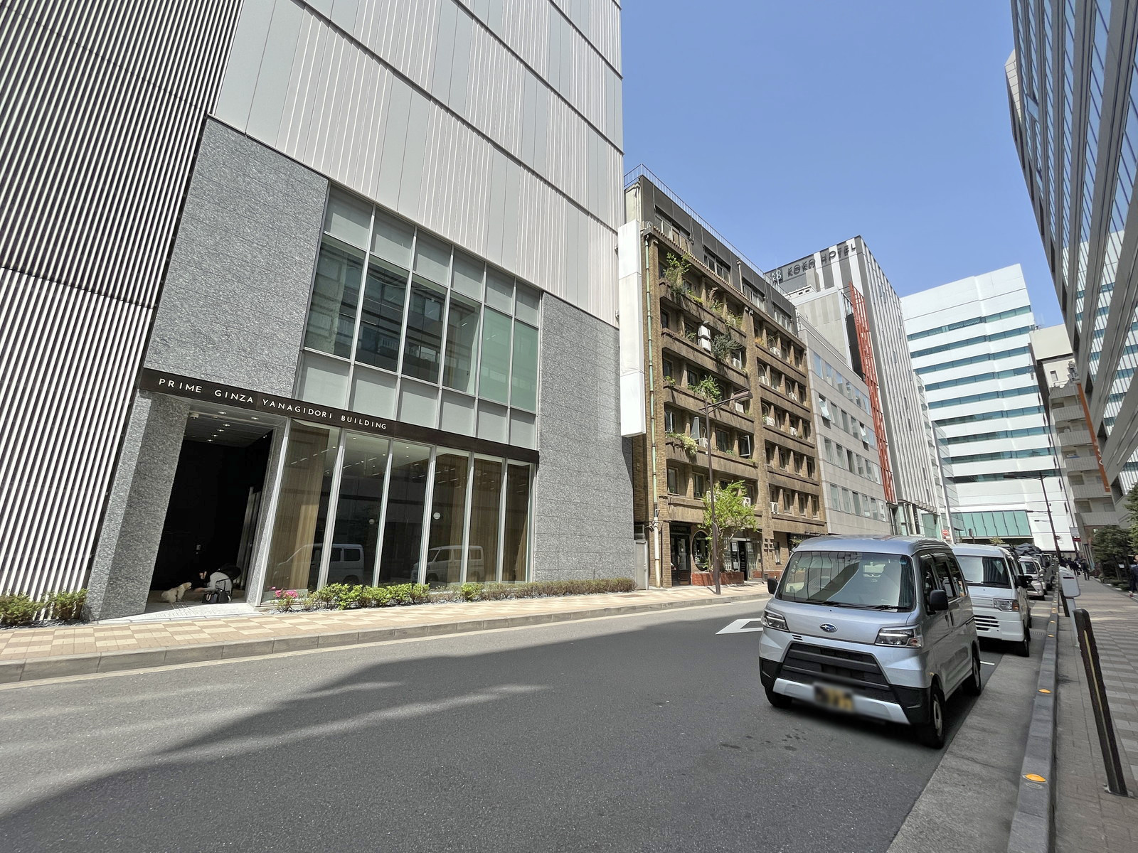 銀座ファーストビル前面通り