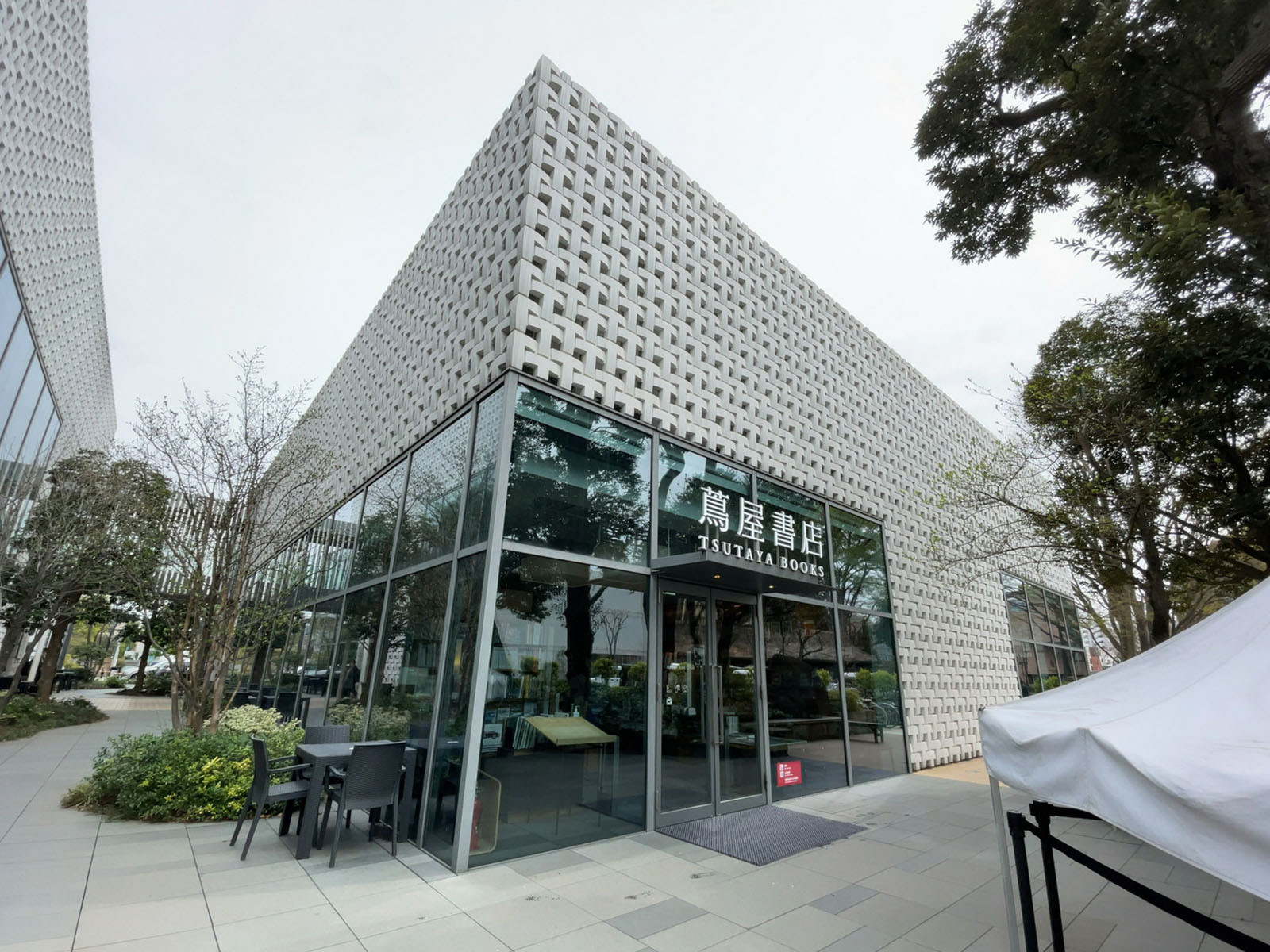 至近の代官山 蔦屋書店
