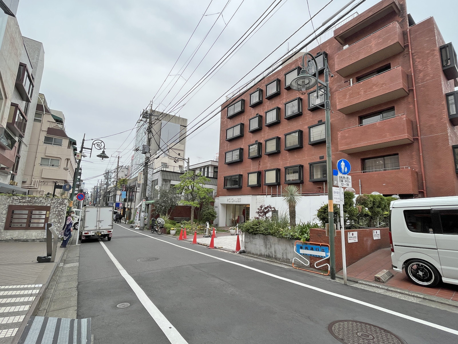 アルテリーベビル前面通り