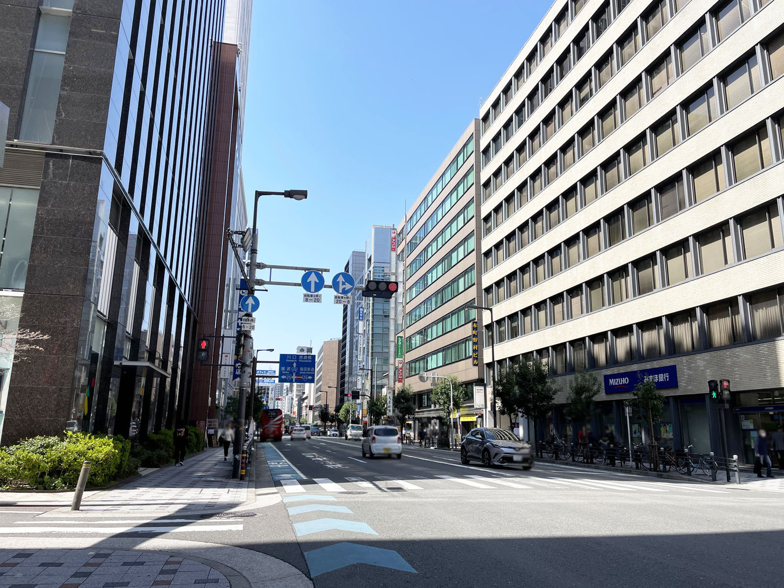 IKEGAMI SOUTHビル前面の通り