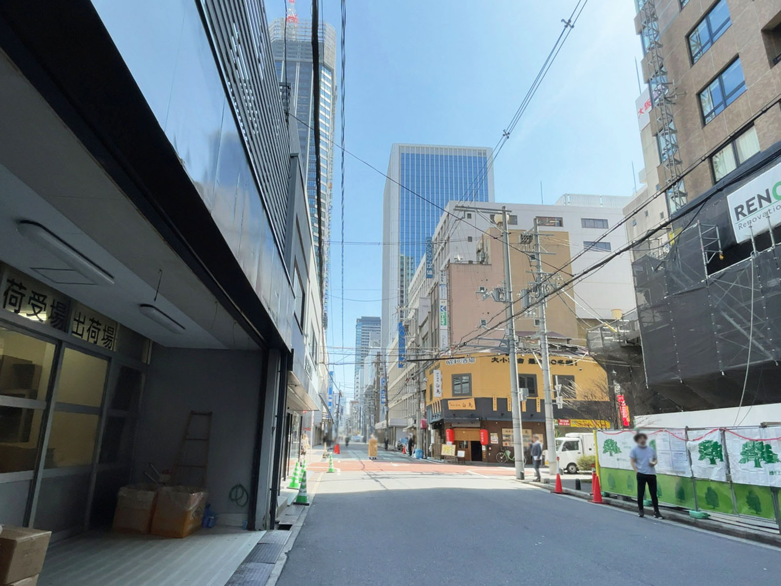 第一住建御堂筋本町ビル前面の通り