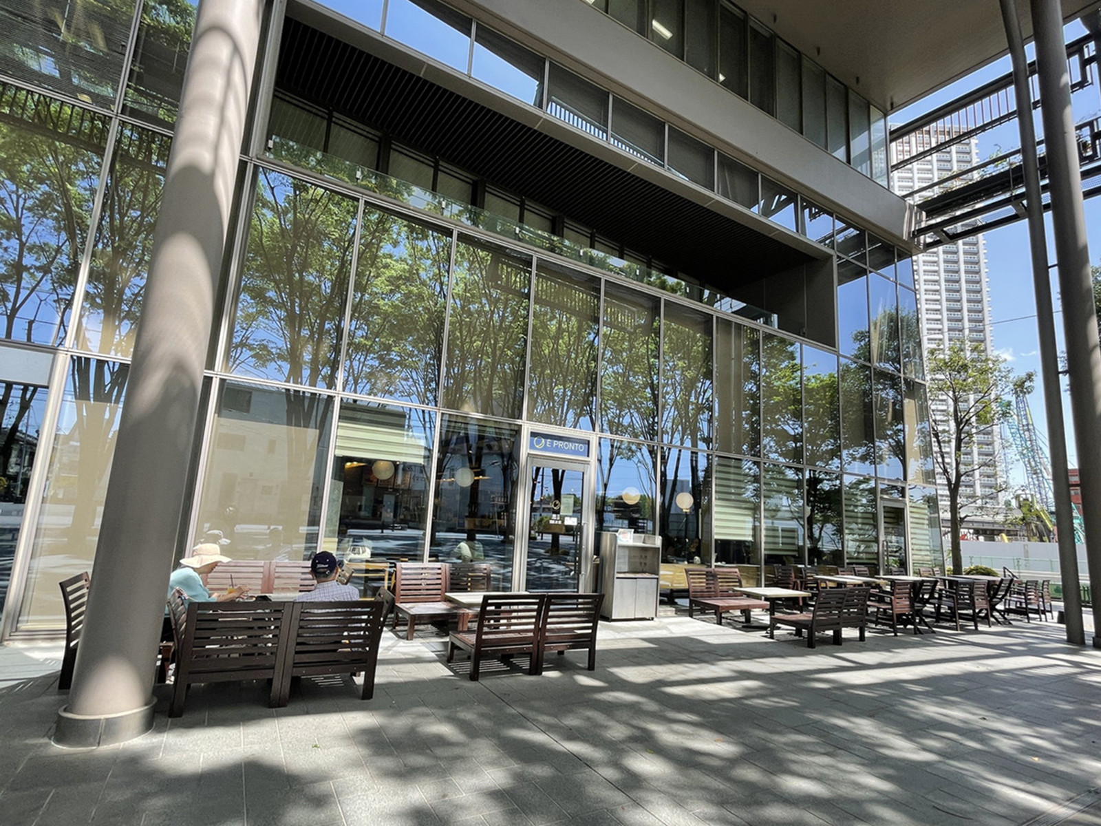 徒歩1分のÈ PRONTO としまエコミューゼタウン店